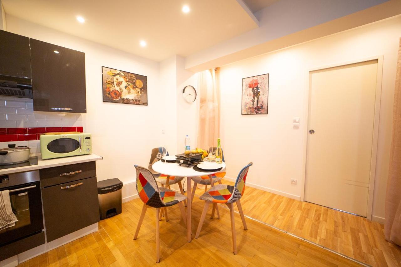 Kelys Residentiel Premium Jacuzzi Apartment *