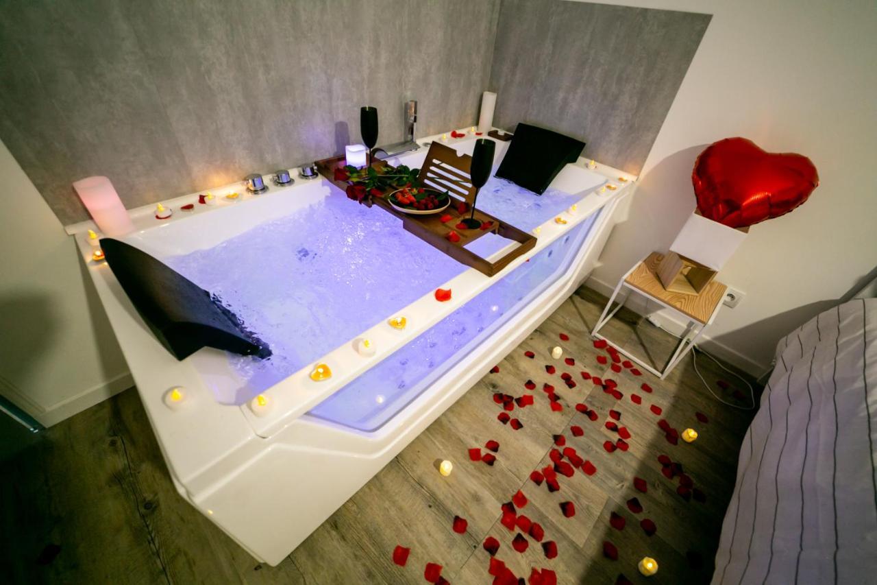 Kelys Residentiel Premium Jacuzzi Apartment Boulogne-sur-Mer